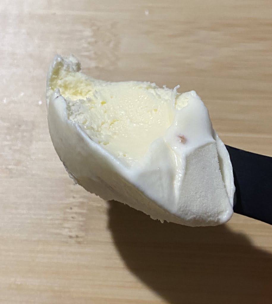 ZEROマカダミアナッツ ちょっと溶けた 1scoop