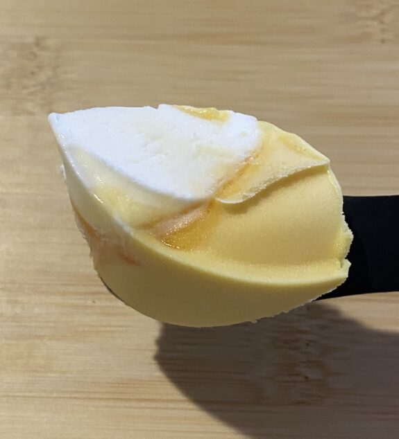 マンゴーラッシー 1st scoop