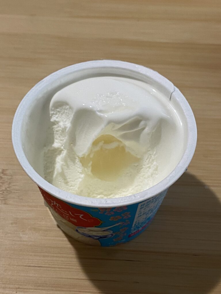 クリーミー杏仁豆腐 after scoops